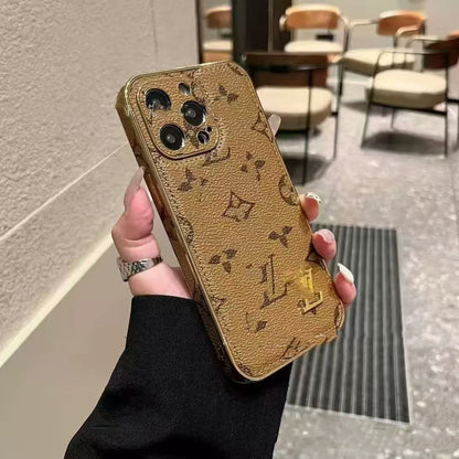 #217  スマホケース    耐衝撃・防振性能に優れ  iPhone に対応