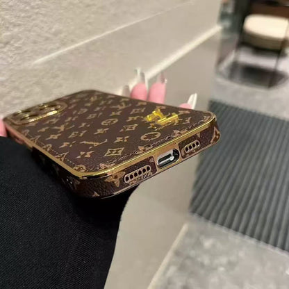 #217  スマホケース    耐衝撃・防振性能に優れ  iPhone に対応