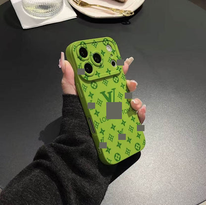 #01 スマホケース  耐衝撃・防振性能に優れ、iPhone11~17 に対応