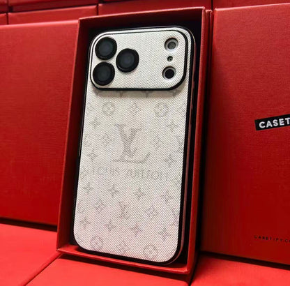 #53 スマホケース  高級感合成皮革 レザーラムスキンスマホケース   耐衝撃・防振性能に優れ、高級感あふれるスマホケースで、iPhone12~17 に対応
