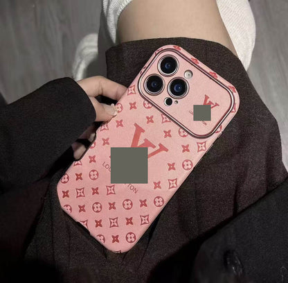 #70  スマホケース   耐衝撃・防振性能に優れ、高級感あふれるスマホケースで、iPhone14~17 に対応