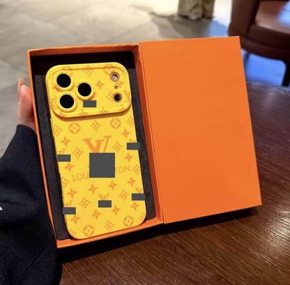 #01 スマホケース  耐衝撃・防振性能に優れ、iPhone11~17 に対応