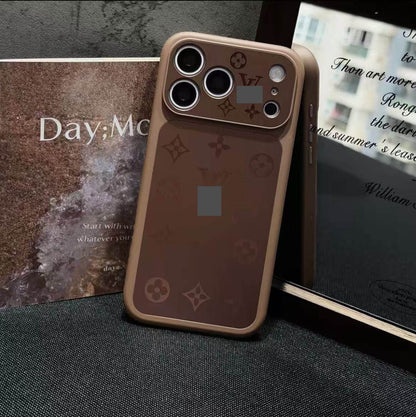 #72  スマホケース   耐衝撃・防振性能に優れ  iPhone16-17 に対応