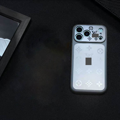 #72  スマホケース   耐衝撃・防振性能に優れ  iPhone16-17 に対応