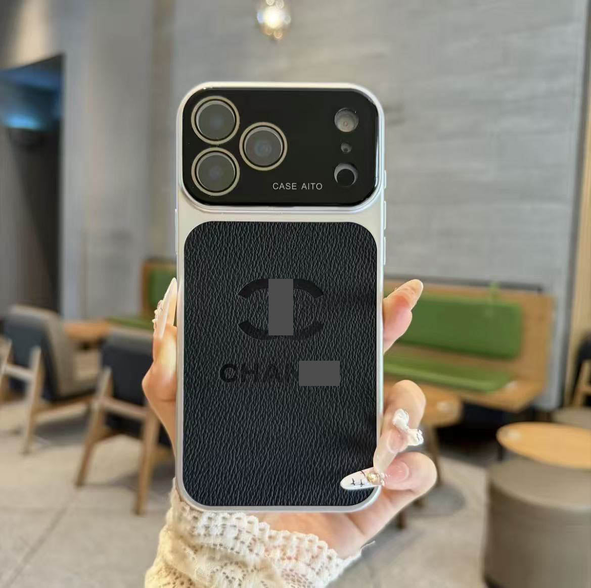 #73  スマホケース   耐衝撃・防振性能に優れ  iPhone14-17 に対応
