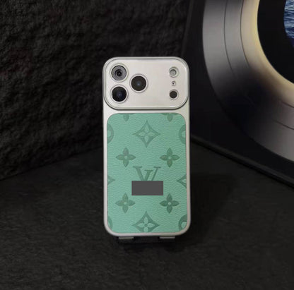 #76  スマホケース   耐衝撃・防振性能に優れ  iPhone14-17 に対応