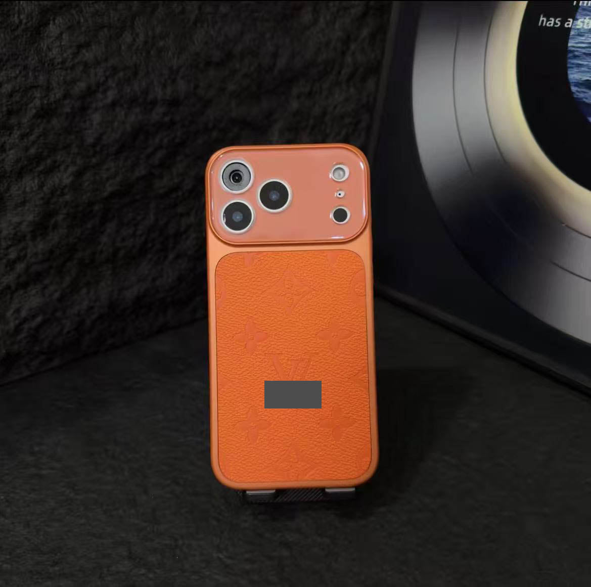 #76  スマホケース   耐衝撃・防振性能に優れ  iPhone14-17 に対応