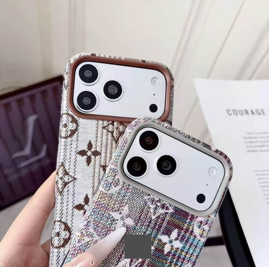 #78  スマホケース   布製調  耐衝撃・防振性能に優れ  iPhone14-17 に対応