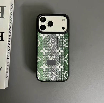 #79  スマホケース   布製調  耐衝撃・防振性能に優れ  iPhone14-17 に対応