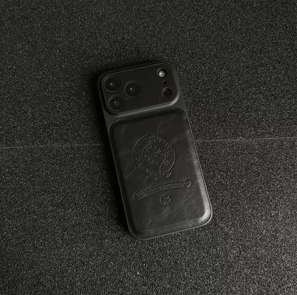 #89 スマホケース   耐衝撃・防振性能に優れ、iPhone13-17 に対応