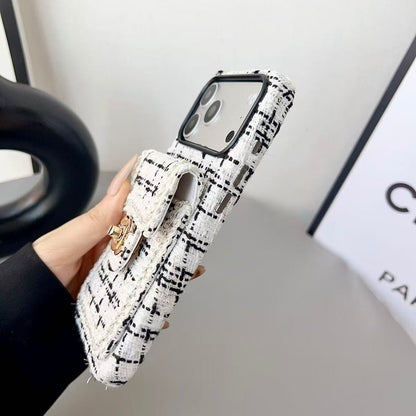 #522  スマホケース  ウール調シリーズ  ストラップ付き カード収納付き  耐衝撃・防振性能に優れ、iPhone14-17に対応