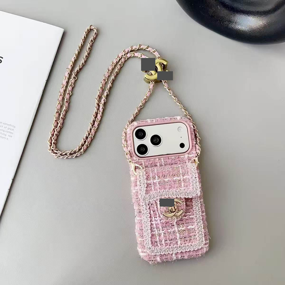 #523  スマホケース  ウール調シリーズ  ストラップ付き カード収納付き  耐衝撃・防振性能に優れ、iPhone14-17に対応