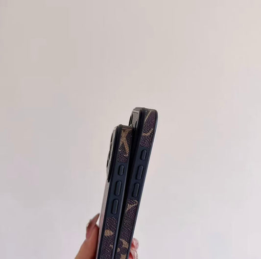 #98  スマホケース  高級感  耐衝撃・防振性能に優れ、iPhone14~17 に対応