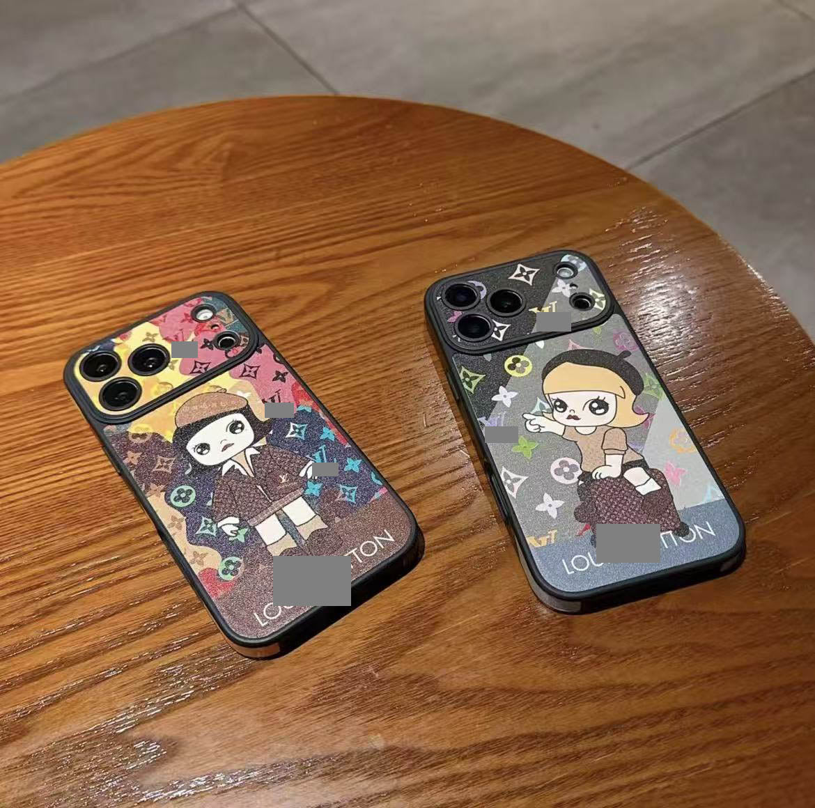 #99  スマホケース  高級感  耐衝撃・防振性能に優れ、iPhone13~17 に対応