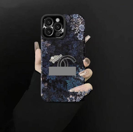 #D19  スマホケース  ハンドストラップ付きスマホケース  耐衝撃・防振性能に優れ、iPhone に対応