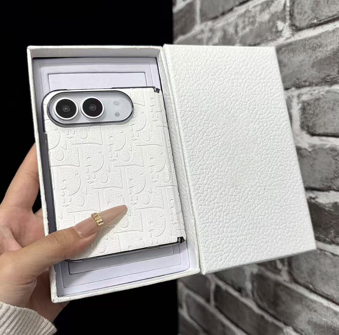 #DUO-1  スマホケース    耐衝撃・防振性能に優れ、iPhone DOUに対応