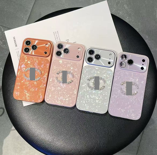 #87  スマホケース    耐衝撃・防振性能に優れ、iPhone14-17 に対応