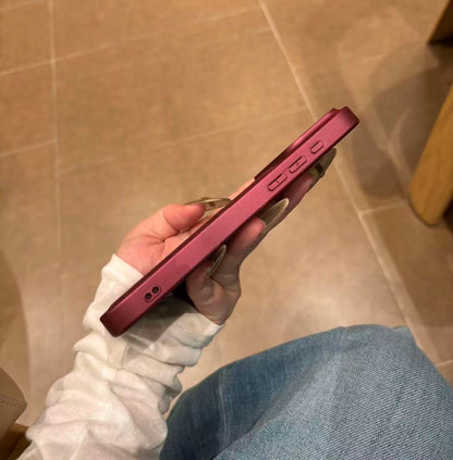 #36 スマホケース  耐衝撃・防振性能に優れ、iPhone14-18に対応