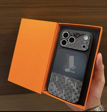 #07  スマホケース  高級感  耐衝撃・防振性能に優れ、iPhone15~18 に対応