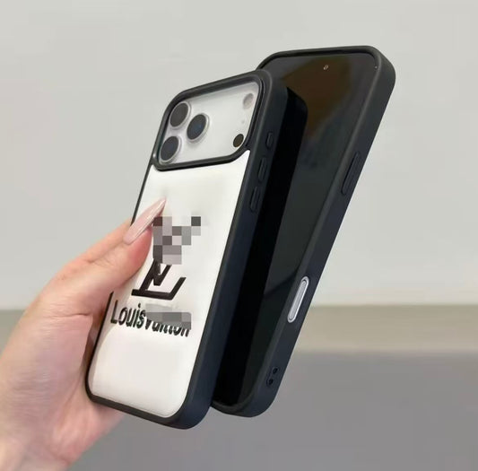 #11  スマホケース  高級感プリーツ加工  耐衝撃・防振性能に優れ、iPhone13~18 に対応