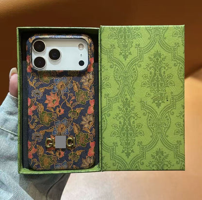 #217  スマホケース    耐衝撃・防振性能に優れ  iPhone13-18 に対応