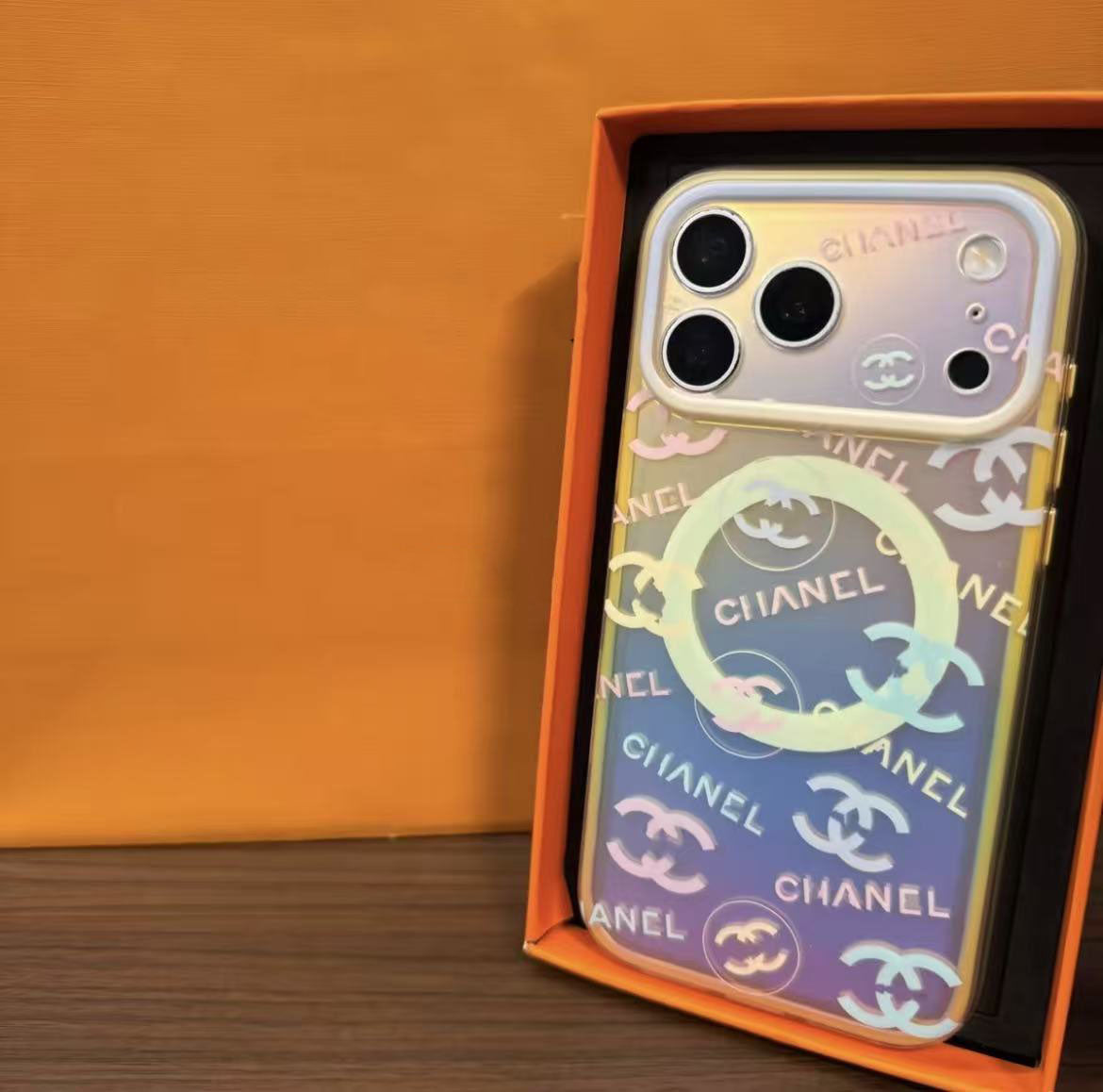 #M01  スマホケース  グラデーション磁気吸着スマホケース   iPhone 15-18に対応