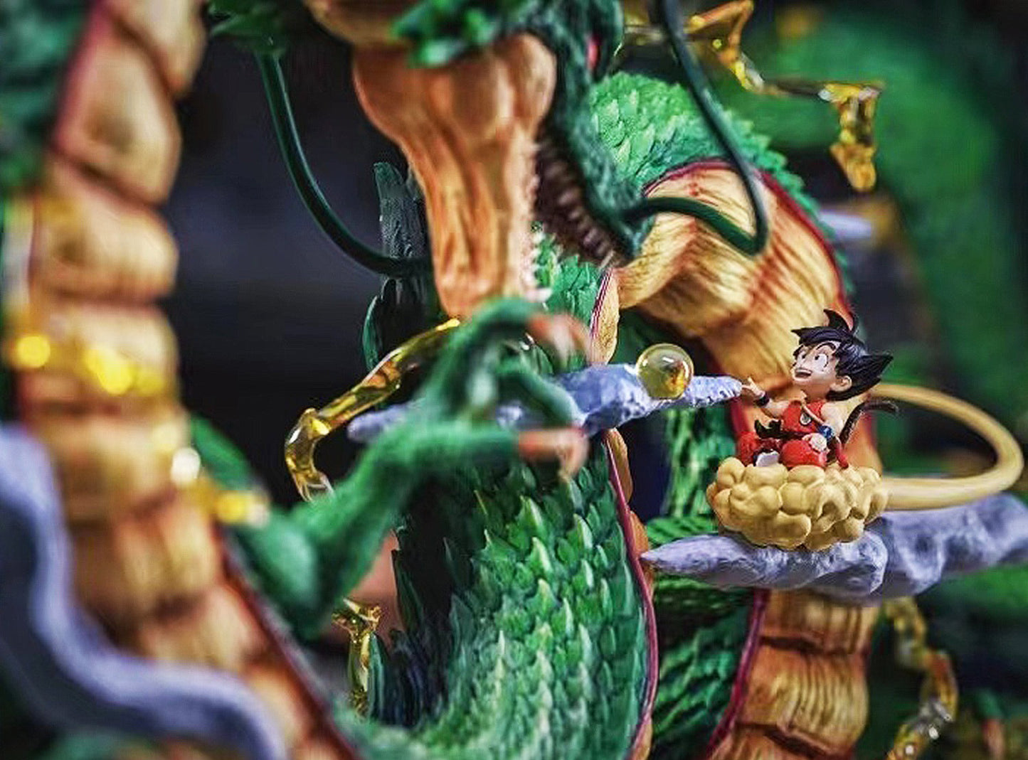 Dragon Ball Series Figures Shenron and Son Goku (Can Glow) Figure Ornament Model