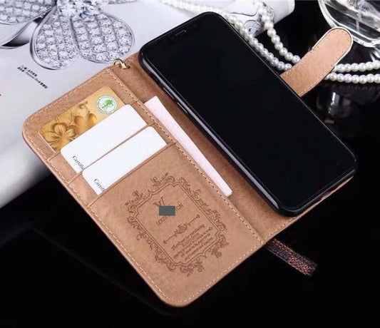 スマホケース    高級感カード入れ付きスマホケース  ダブルV  耐衝撃・防振性能に優れ、高級感あふれるスマホケースで、iPhone12-17 に対応