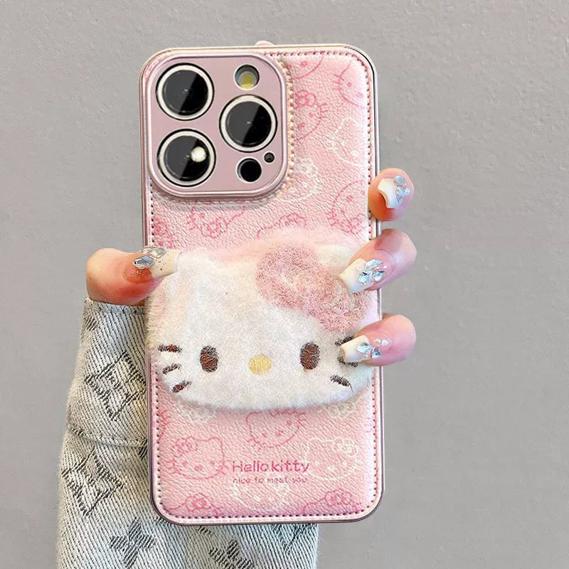 立体のぬいぐるみ風 Hello Kitty  デザイン  高級感あふれる 紐付き スマホケース  iPhone に対応