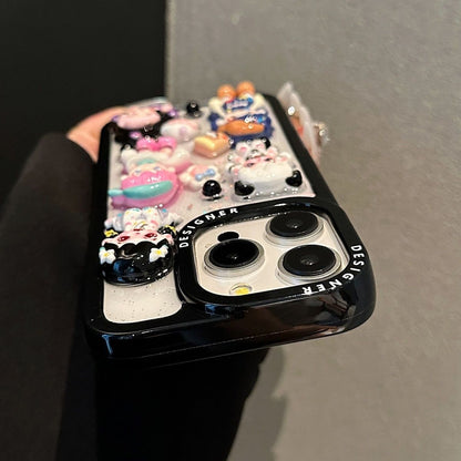 スマホケース  冒険心をくすぐる立体ドーラがスマホにやってきます！  耐衝撃・防振性能に優れ、高級感あふれるスマホケースで、iPhone に対応