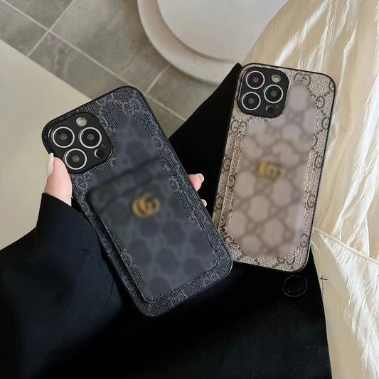 #212  スマホケース   カード収納付き  耐衝撃・防振性能に優れ  iPhone に対応