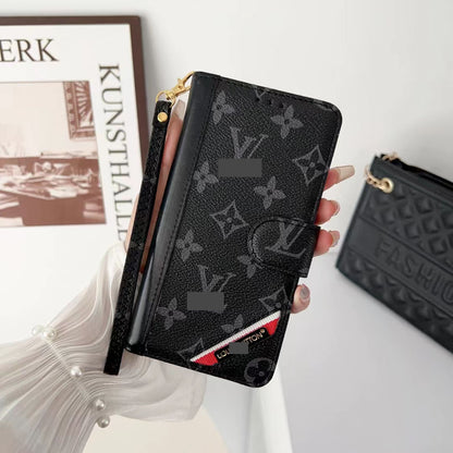 #501  スマホケース  ストラップ付き カードポケット 手帳型    耐衝撃・防振性能に優れ、iPhoneに対応