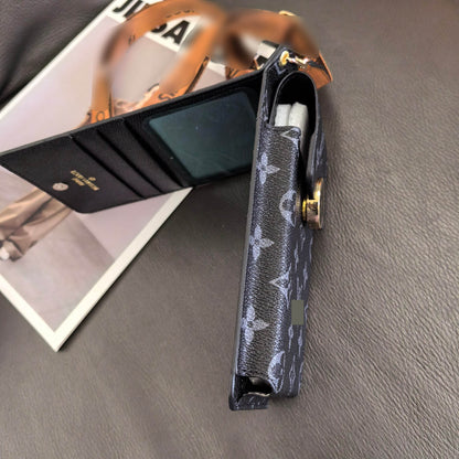 #520  ストラップ＆カード入れ付き 汎用 スマホカバー