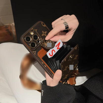 #445  スマホケース  カードケース付きでストラップ付き  耐衝撃・防振性能に優れ、高級感あふれるスマホケースで、iPhone に対応