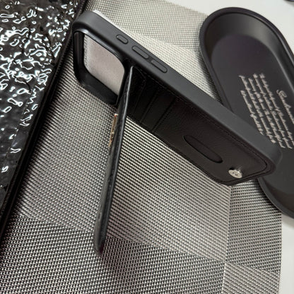 #312  スマホケース  カード収納付き スマホケース  耐衝撃・防振性能に優れ、iPhone に対応