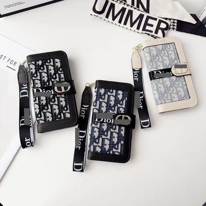 #505  スマホケース   手帳型刺繍モチーフ  耐衝撃・防振性能に優れ、iPhone に対応