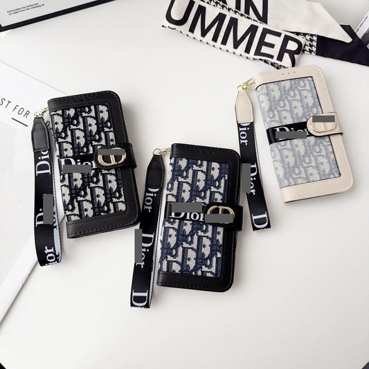 #505  スマホケース   手帳型刺繍モチーフ  耐衝撃・防振性能に優れ、iPhone に対応