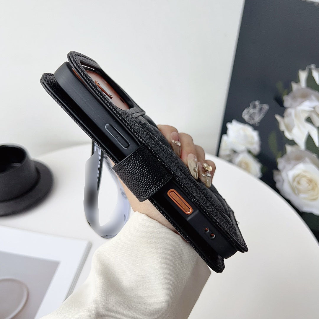 #517  スマホケース   カード入れ付き   耐衝撃・防振性能に優れ、iPhone に対応