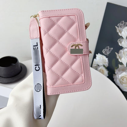 #517  スマホケース   カード入れ付き   耐衝撃・防振性能に優れ、iPhone に対応