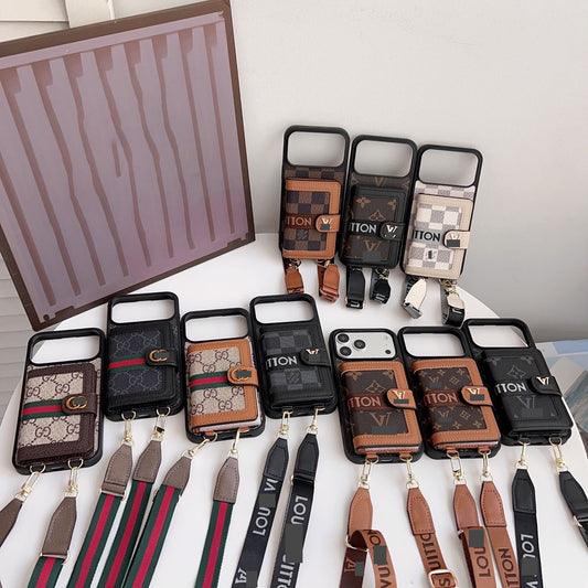 #428  スマホケース  紐付き カードケース付き 耐衝撃・防振性能に優れ、iPhone に対応