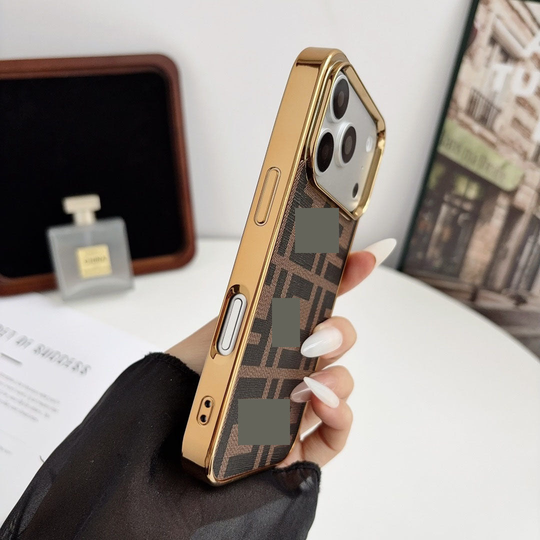 #216  スマホケース   メッキ加工  耐衝撃・防振性能に優れ、iPhoneに対応