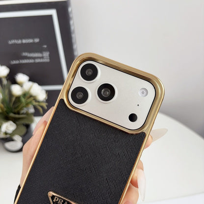#215  スマホケース   メッキ加工  耐衝撃・防振性能に優れ、iPhoneに対応