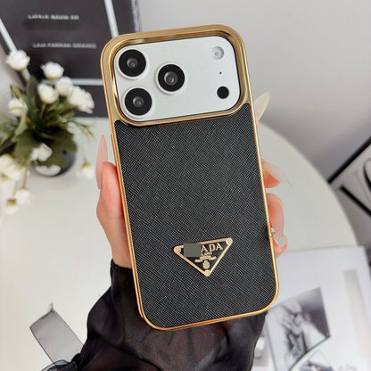 #215  スマホケース   メッキ加工  耐衝撃・防振性能に優れ、iPhoneに対応