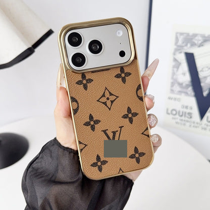#207  スマホケース   メッキ加工  耐衝撃・防振性能に優れ、iPhoneに対応