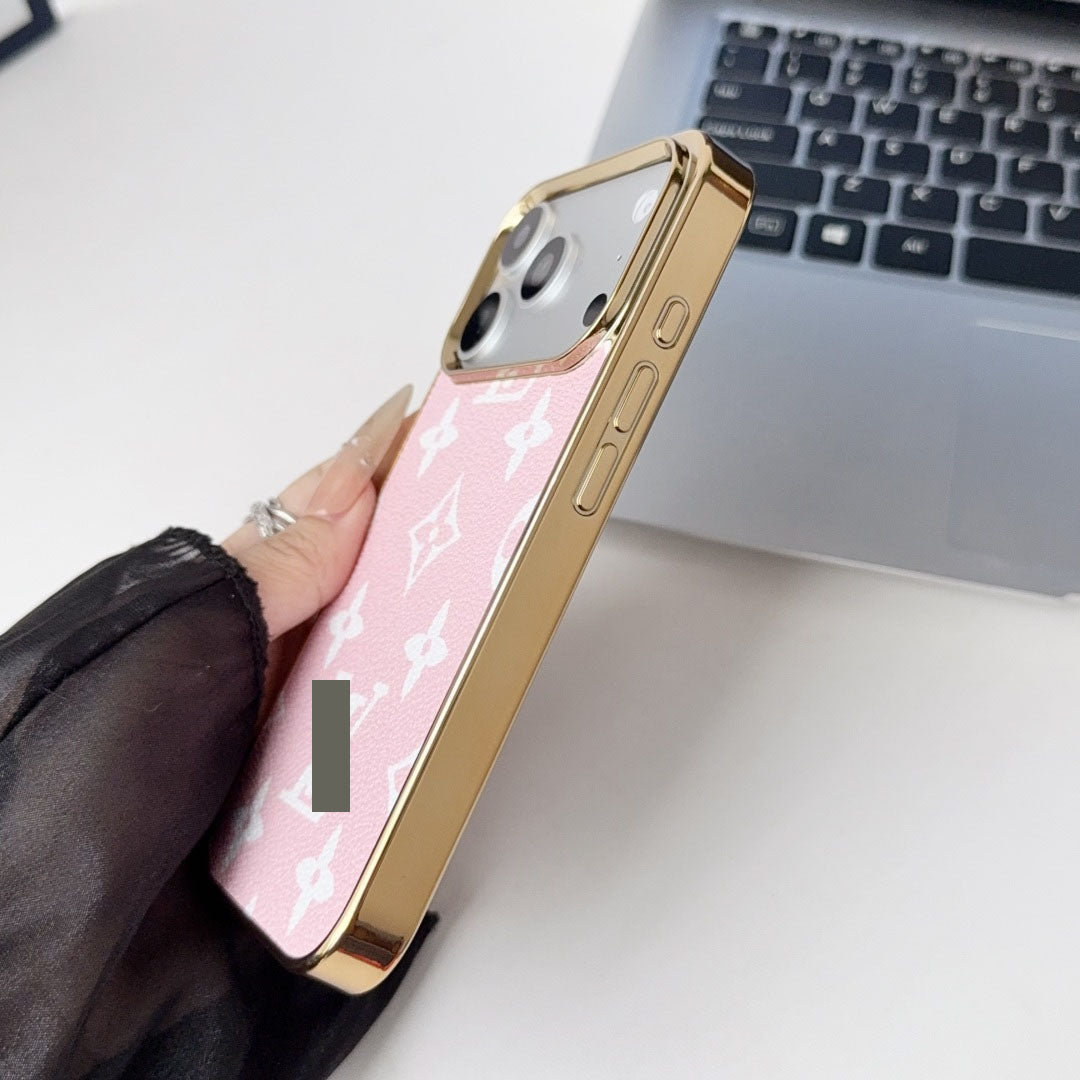 #208  スマホケース   メッキ加工  耐衝撃・防振性能に優れ、iPhone13~17 に対応