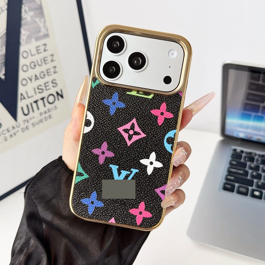 #208  スマホケース   メッキ加工  耐衝撃・防振性能に優れ、iPhone13~17 に対応