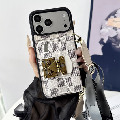 #516  スマホケース  カード収納付き ストラップ付き   耐衝撃・防振性能に優れ、iPhone に対応