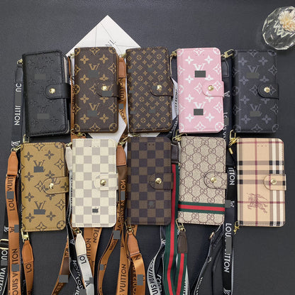 スマホケース    高級感カード入れ付きスマホケース  ダブルV  耐衝撃・防振性能に優れ、高級感あふれるスマホケースで、iPhone12-17 に対応