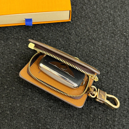 #Y02  キーホルダー  チャーム  装飾品  アクセサリー  車用キーケース、小銭入れ
