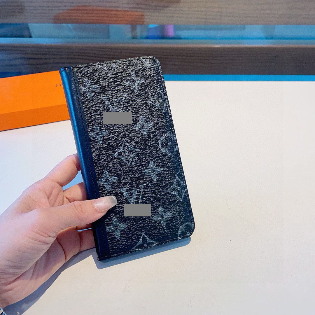 #544  スマホケース  手帳型   耐衝撃・防振性能に優れ、iPhone13-17に対応